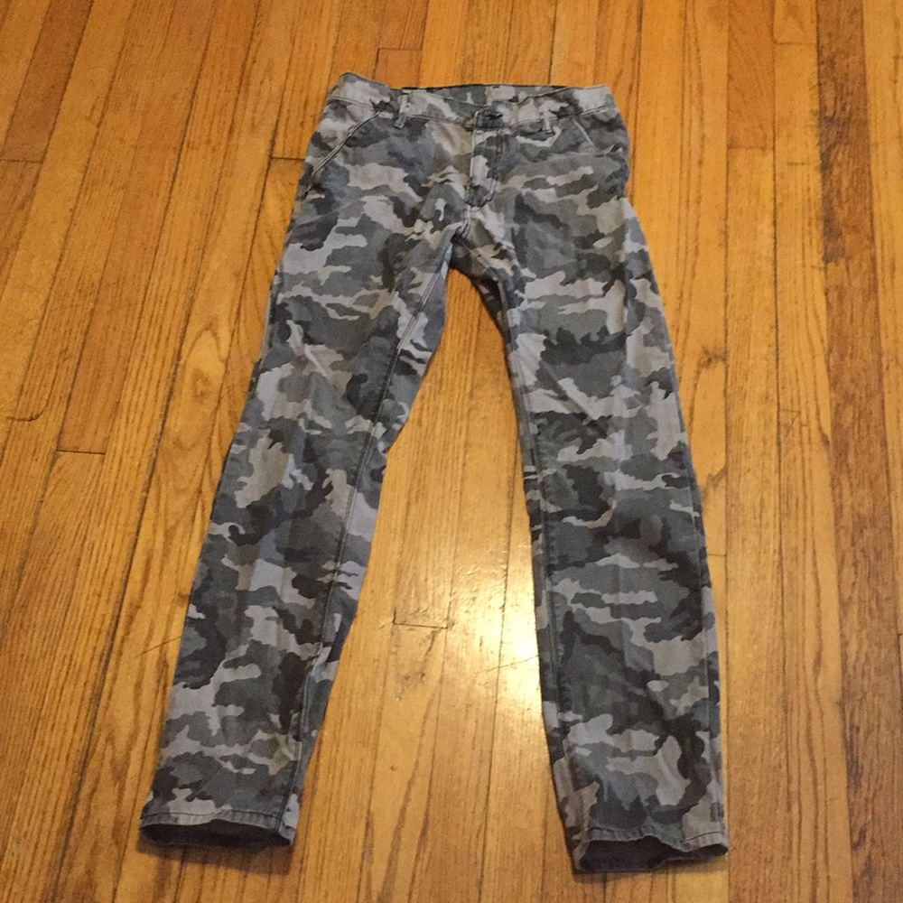 Levi’s camo pants